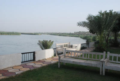 The Generals back yard on the Tigris